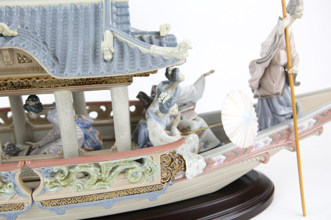 LLADRO 'KITAKAMI CRUISE' 1605 LARGE LIMITED EDITION BOAT FIGURE 236/500 & COA