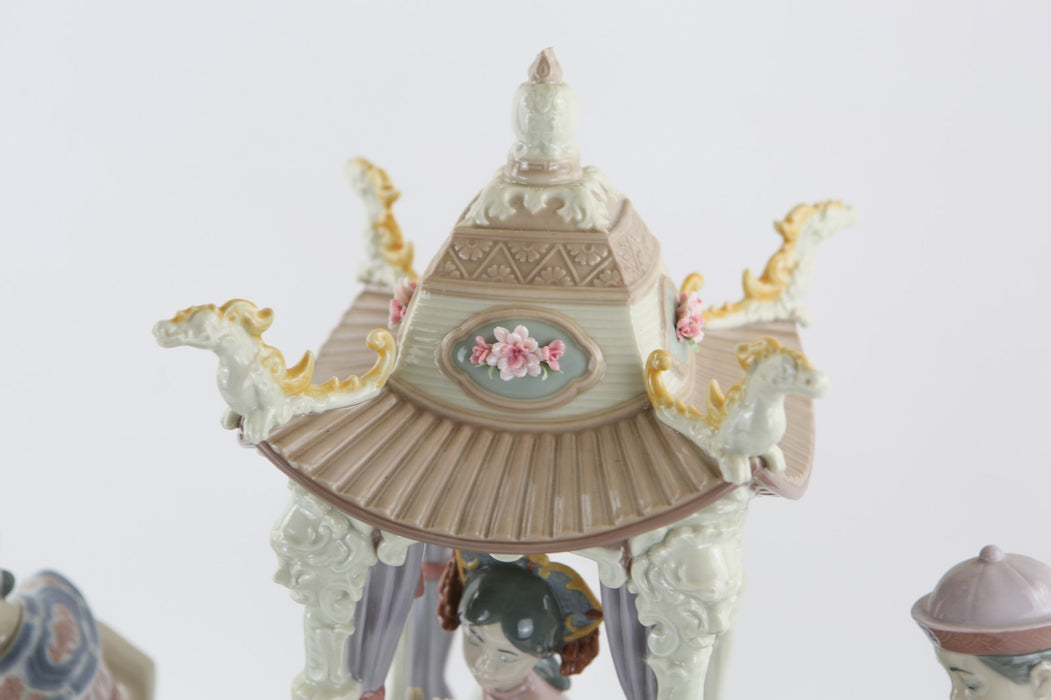 LLADRO 'IN THE EMPEROR'S FOREST' 1858 LARGE ORIENTAL FIGURE 87/1000, BOXED & COA