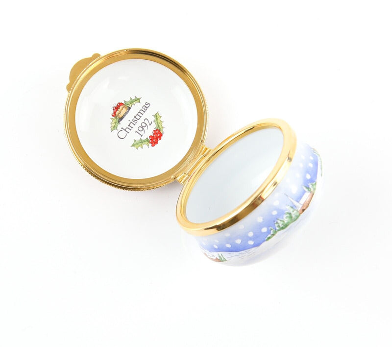 STAFFORDSHIRE 'CHRISTMAS 1992' SANTA AND SLEIGH ENAMEL TRINKET PILL BOX