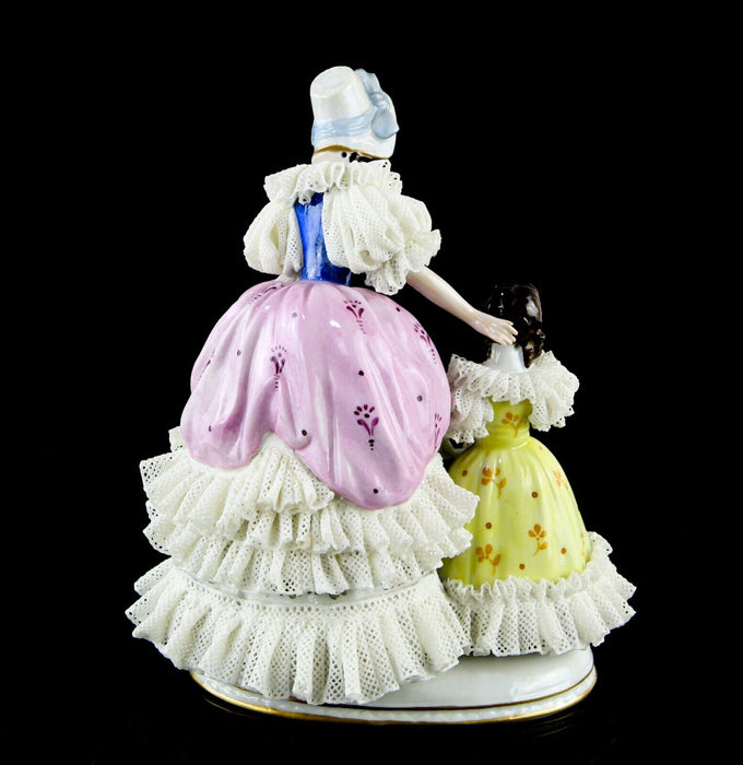 MOTHER & DAUGHTER - VOLKSTEDT RUDOLSTADT PORCELAIN LACE GROUP FIGURE MODEL