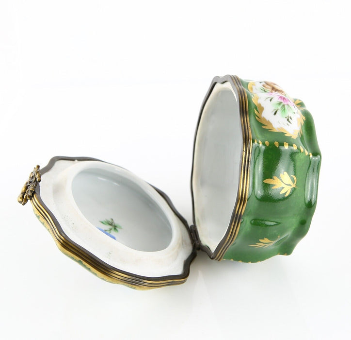 LIMOGES, FRANCE GREEN FLORAL CERAMIC LIDDED PILL TRINKET BOX