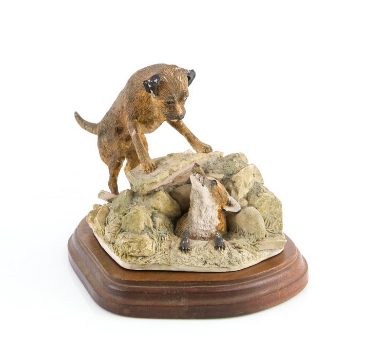 BORDER FINE ARTS 'BORDER TERRIER AND VIXEN' FIGURE MODEL TABLEAU L35