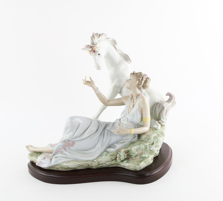 LLADRO 'GODDESS AND UNICORN' LARGE GIRL LADY HORSE FIGURE MODEL 6007, BOXED