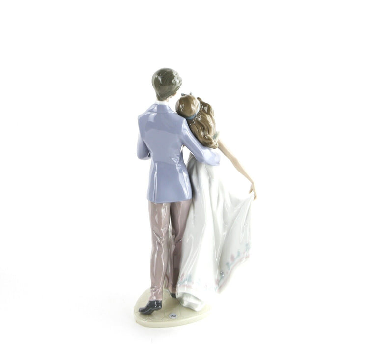 LLADRO 'NOW AND FOREVER' YOUNG COUPLE LOVERS FIGURE MODEL 7642, BOXED