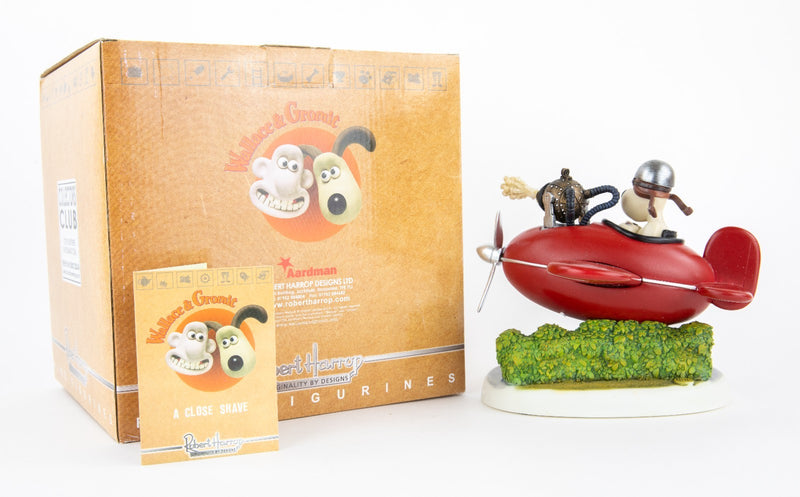 ROBERT HARROP 'GROMIT IN THE AEROPLANE' WALLACE & GROMIT FIGURE WG19, BOXED