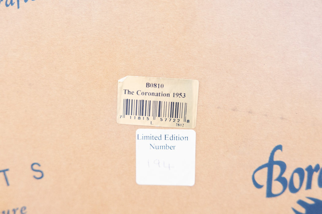 BORDER FINE ARTS 'CORONATION 1953' QUEEN LIMITED EDITION FIGURE B0810 194/350