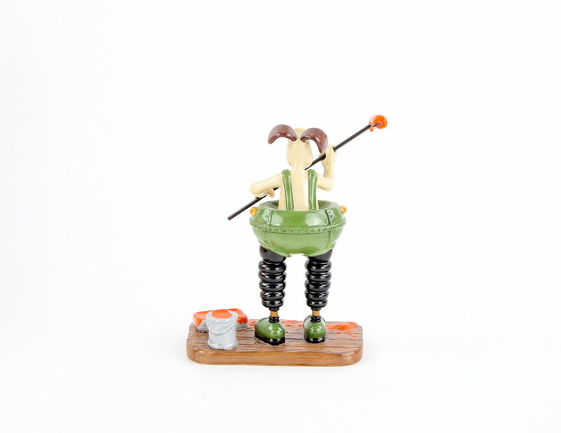 COALPORT CHARACTERS 'DECORATING IN TECHNO TROUSERS' WALLACE GROMIT FIGURE, BOXED