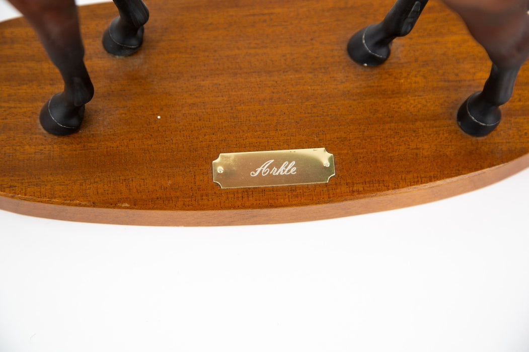 ROYAL DOULTON 'ARKLE' RACE HORSE FIGURE MODEL