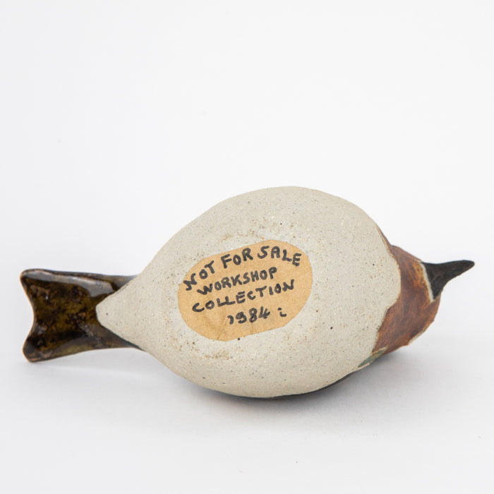 ROSEMARY WREN, OXSHOTT POTTERY - ROBIN, 1984 STUDIO ART BIRD FIGURE MODEL