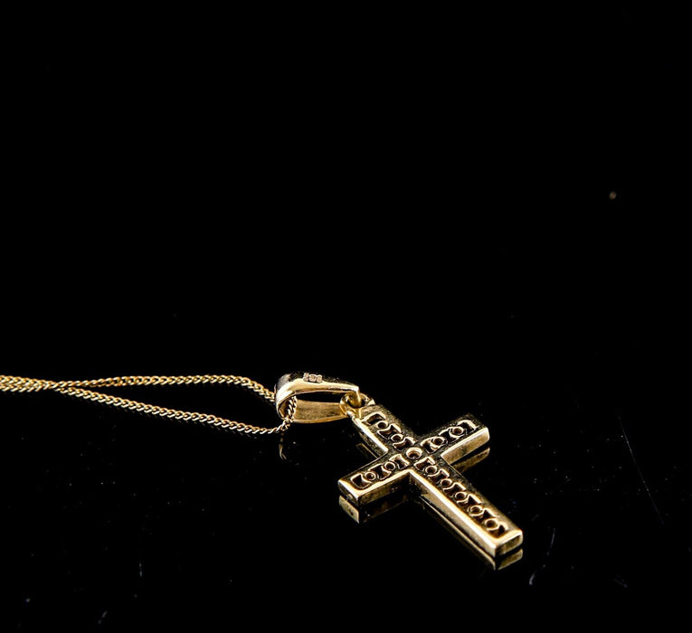 9ct GOLD & WHITE STONE CROSS PENDANT 1.5g HALLMARKED on 9ct GOLD CHAIN 0.6g 48cm