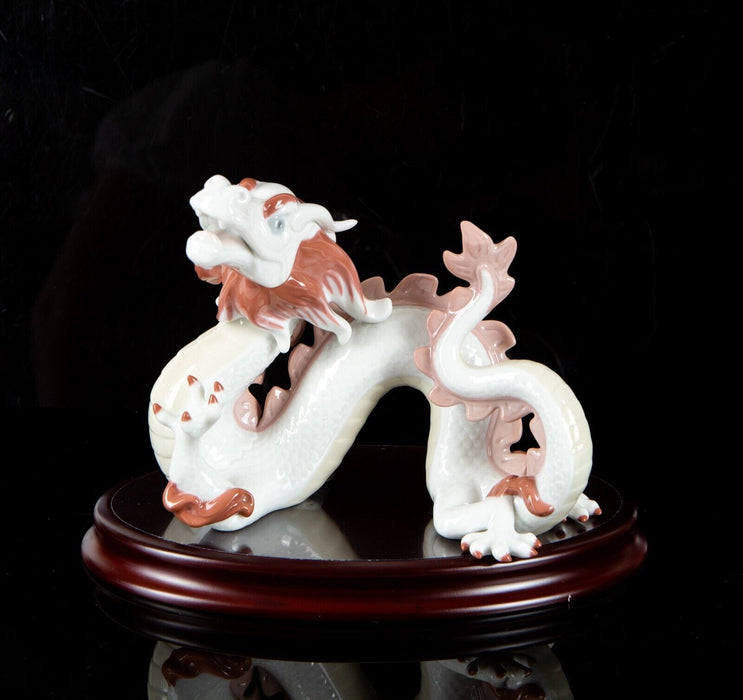 LLADRO 'THE DRAGON' CHINESE ZODIAC COLLECTION FIGURE MODEL 6715, BOXED