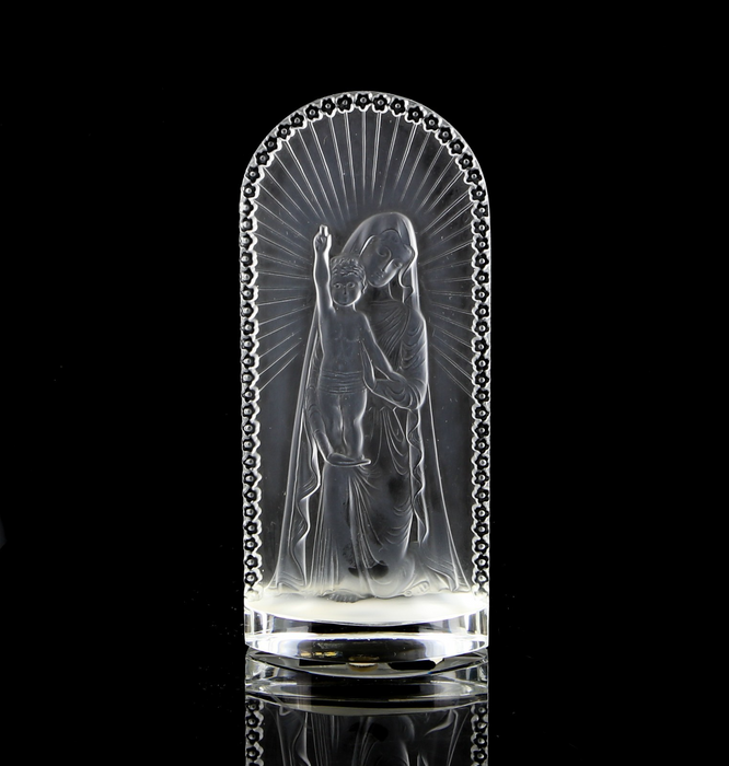 LALIQUE, FRANCE - 'MADONNA AND CHILD' CRYSTAL GLASS PLAQUE MODEL, SIGNED & BOXED
