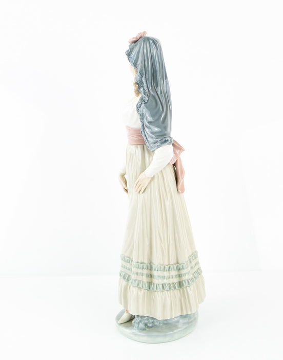 LLADRO 'GOYA LADY' LARGE GIRL WOMAN DRESS FIGURE MODEL 5125