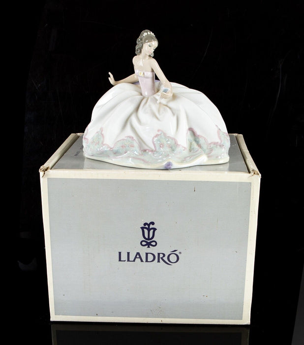 LLADRO 'AT THE BALL' GIRL LADY DRESS FIGURE MODEL 5859, BOXED