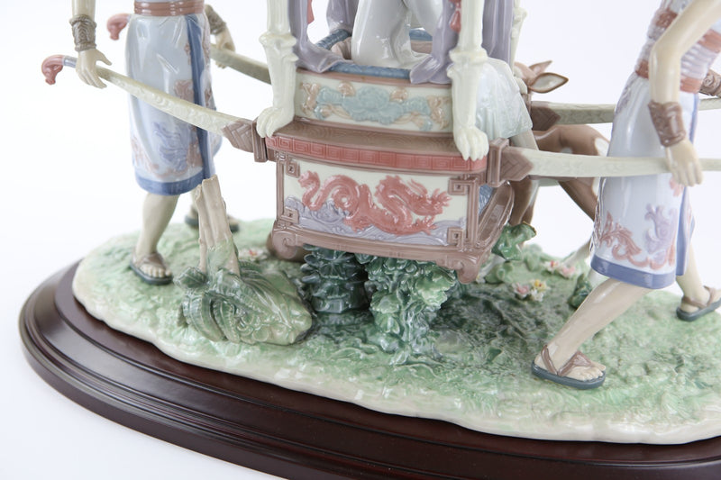 LLADRO 'IN THE EMPEROR'S FOREST' 1858 LARGE ORIENTAL FIGURE 87/1000, BOXED & COA