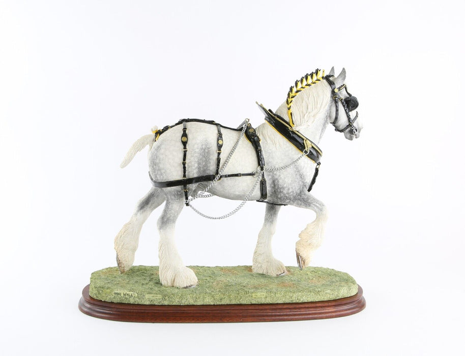 BORDER FINE ARTS 'THE CHAMPION SHIRE' LARGE FIGURE MODEL TABLEAU B0888A 64/500