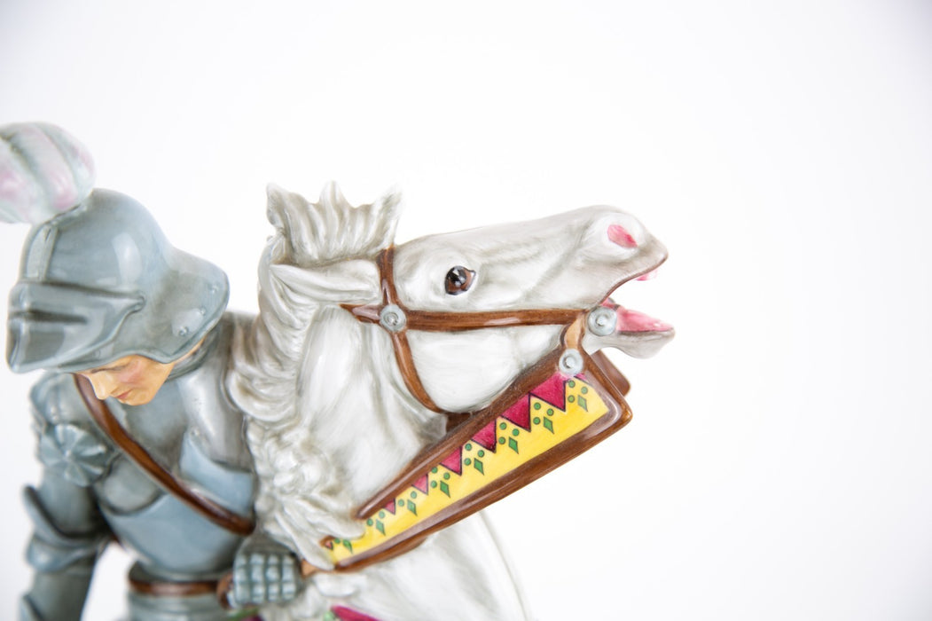 ROYAL DOULTON 'ST GEORGE AND THE DRAGON' RARE & LARGE PRESTIGE FIGURE HN2856