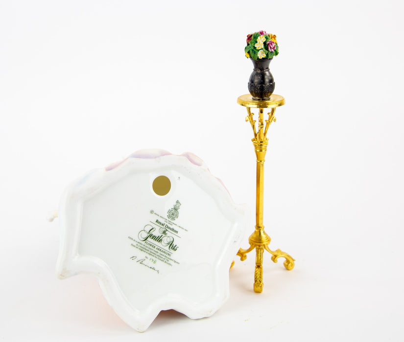 ROYAL DOULTON 'FLOWER ARRANGING' GENTLE ARTS LIMITED EDITION FIGURE HN3040 & COA
