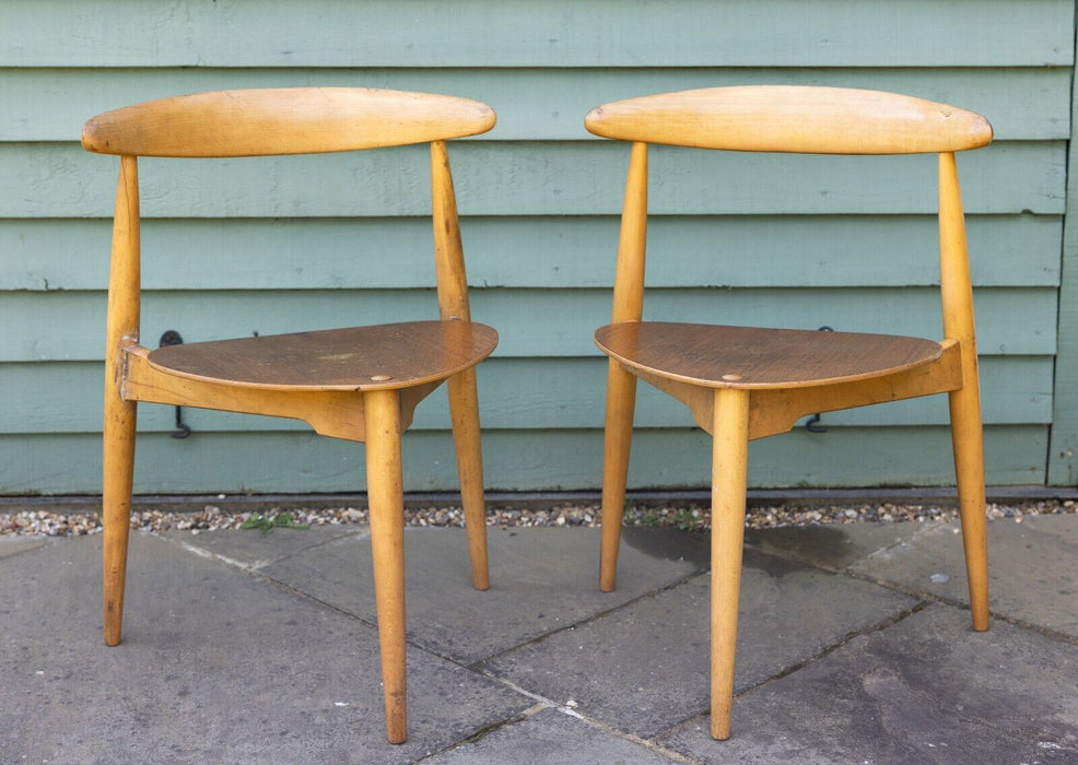 HANS WEGNER for FRITZ HANSEN - PAIR OF DANISH MID-CENTURY 'HEART' FH4103 CHAIRS