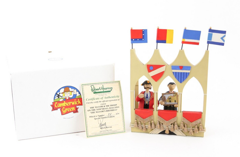 ROBERT HARROP 'MAYORS BIRTHDAY' CAMBERWICK GREEN TOWN HALL BALCONY CGS26, BOXED