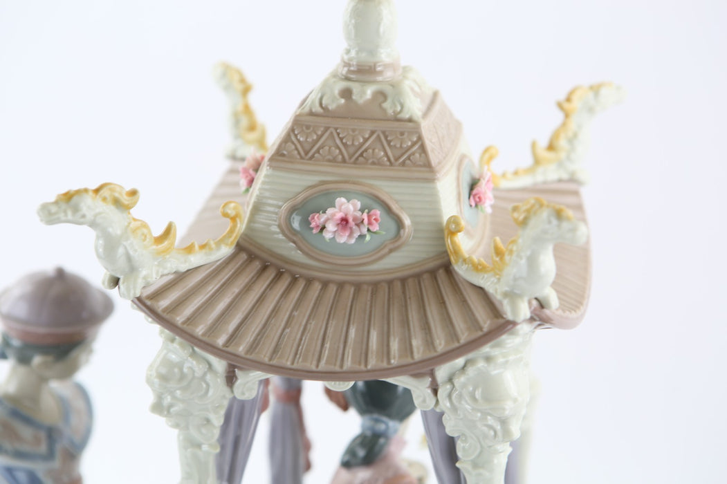 LLADRO 'IN THE EMPEROR'S FOREST' 1858 LARGE ORIENTAL FIGURE 87/1000, BOXED & COA