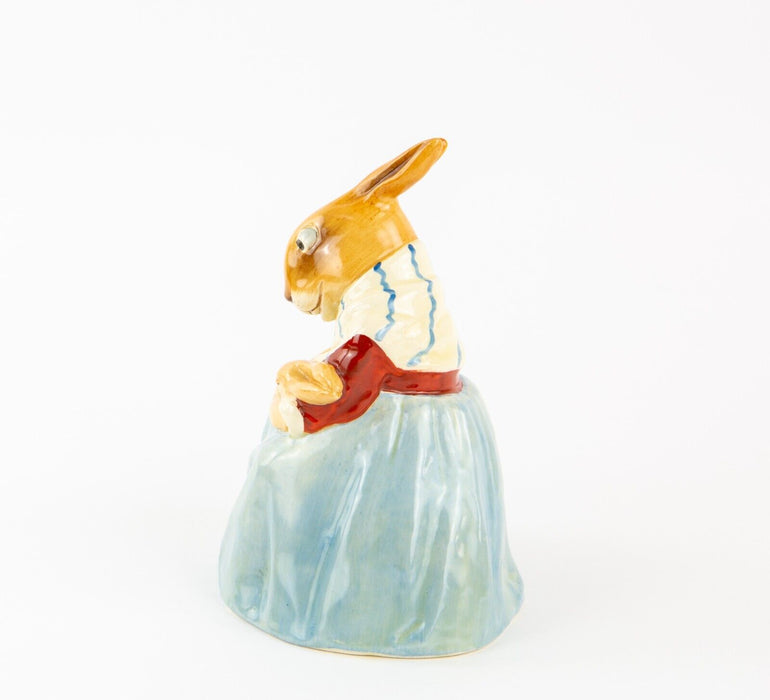 CHARLES NOKE, ROYAL DOULTON 'MOTHER BUNNYKIN' RARE EARLY FIGURE MODEL D6004 8305