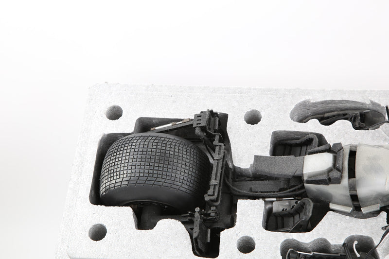 BATMAN, THE DARK KNIGHT RISES - HOT TOYS BAT-POD 1:6 SCALE MODEL 901878 MMS177