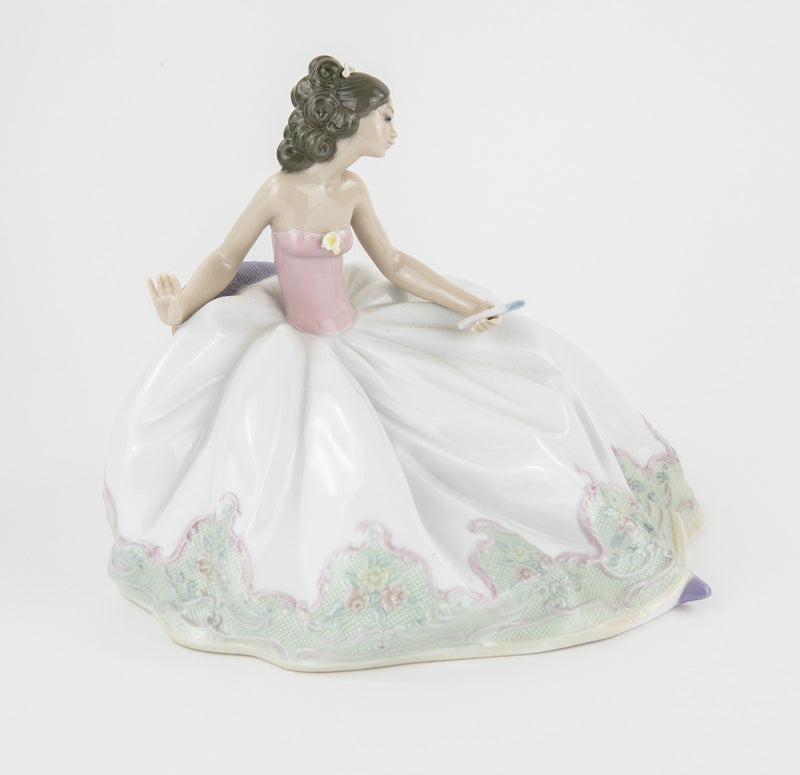 LLADRO 'AT THE BALL' GIRL LADY DRESS FIGURE MODEL 5859, BOXED