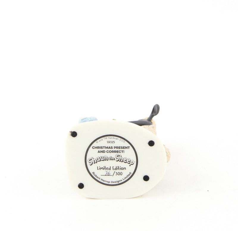 ROBERT HARROP 'CHRISTMAS PRESENT & CORRECT' SHAUN SHEEP WALLACE GROMIT SSCS15