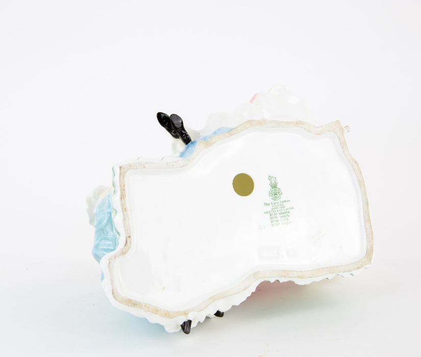 ROYAL DOULTON 'THE LOVE LETTER' FIGURE MODEL HN2149