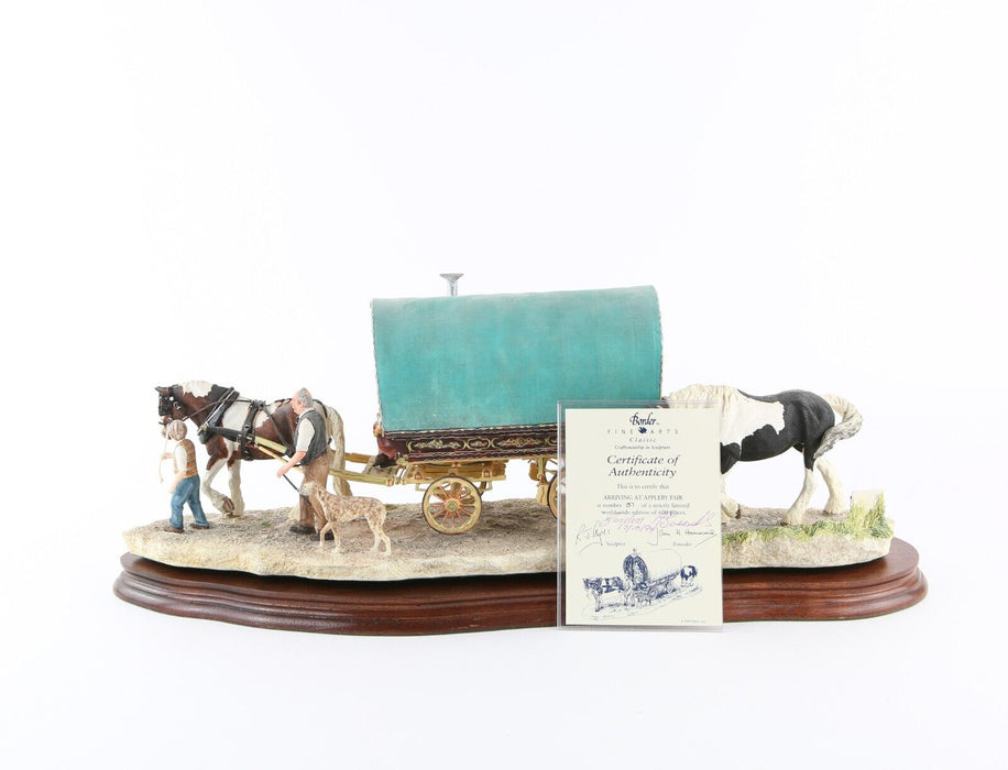 BORDER FINE ARTS 'ARRIVING AT APPLEBY FAIR' FIGURE TABLEAU B0402 37/600, SIGNED