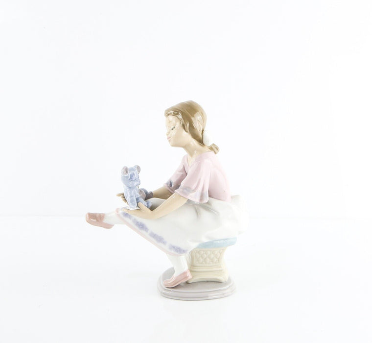 LLADRO 'BEST FRIEND' GIRL CHILD TEDDY BEAR TOY FIGURE MODEL 7620, BOXED