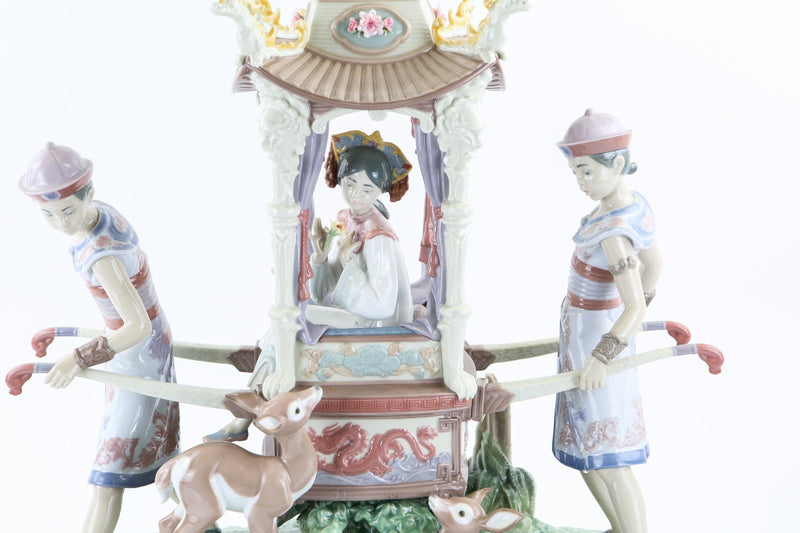 LLADRO 'IN THE EMPEROR'S FOREST' 1858 LARGE ORIENTAL FIGURE 87/1000, BOXED & COA