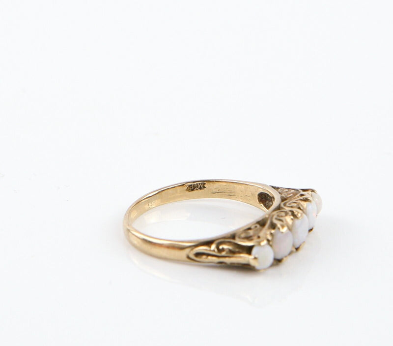 9ct YELLOW GOLD & FIVE STONE OPAL DRESS RING. 3.5g, HALLMARKED, SIZE P