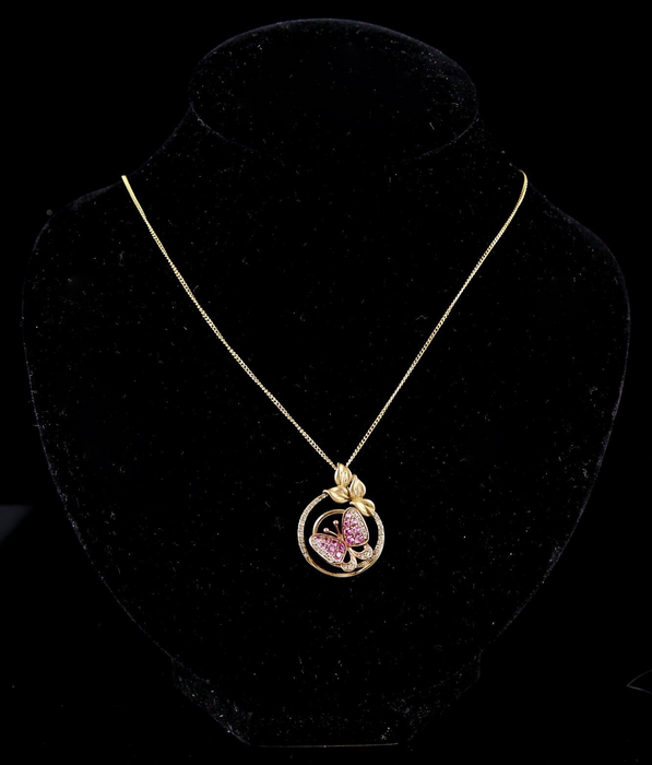 9ct GOLD & PINK/WHITE STONE BUTTERFLY PENDANT on 9ct GOLD CHAIN, HALLMARKED