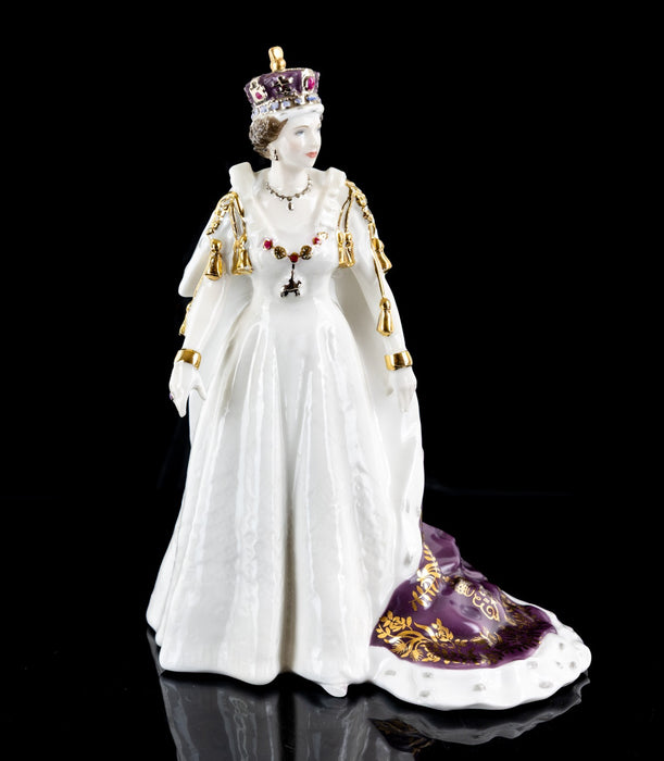 ROYAL WORCESTER HM QUEEN ELIZABETH CORONATION ROBES LIMITED EDITION FIGURE CW458