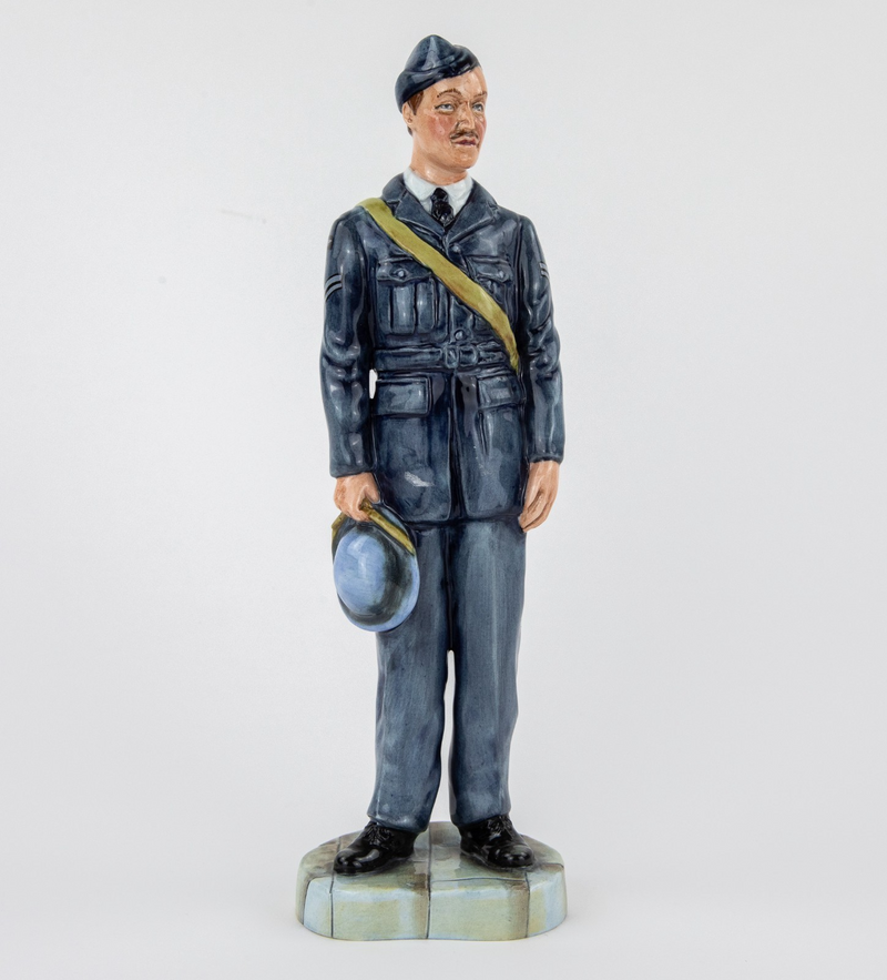 ROYAL DOULTON 'ROYAL AIR FORCE CORPORAL' LIMITED EDITION WWII FIGURE HN4967