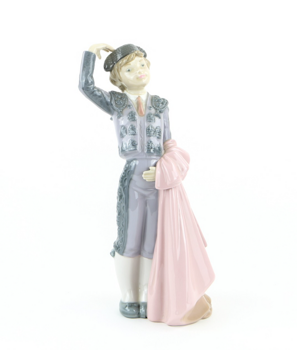 LLADRO 'PROUD MATADOR' BOY BULLFIGHTER FIGURE MODEL 5117