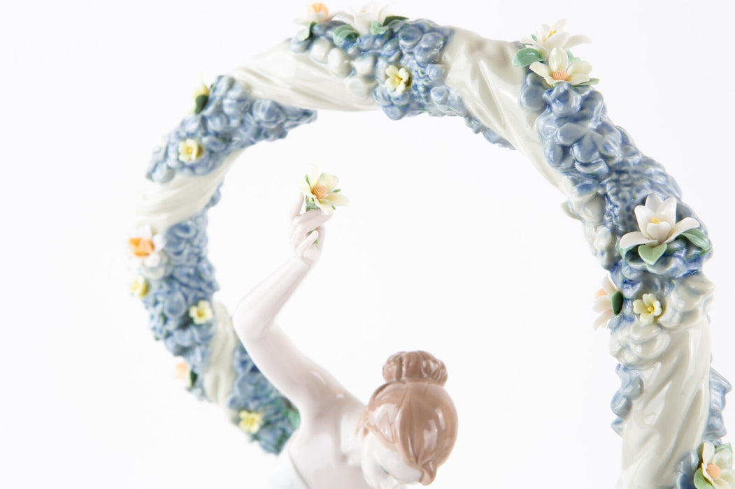 LLADRO 'REBIRTH' LARGE INSPIRATION MILLENNIUM FIGURE MODEL 6571, BOXED