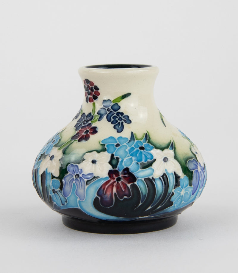 MOORCROFT POTTERY - 2004 FLORAL FLOWER SQUAT VASE
