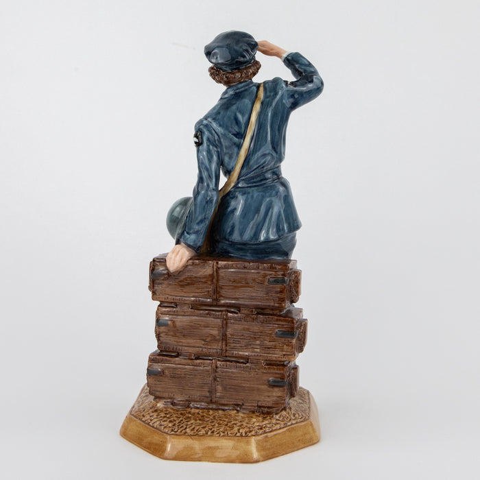 ROYAL DOULTON 'WOMENS AUXILLARY AIR FORCE' LIMITED EDITION WWII FIGURE HN4554
