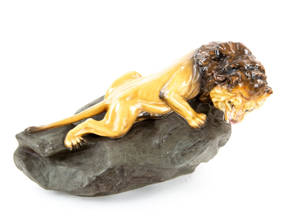 ROYAL DOULTON 'LION ON ROCK' LARGE PRESTIGE FIGURE MODEL HN2641