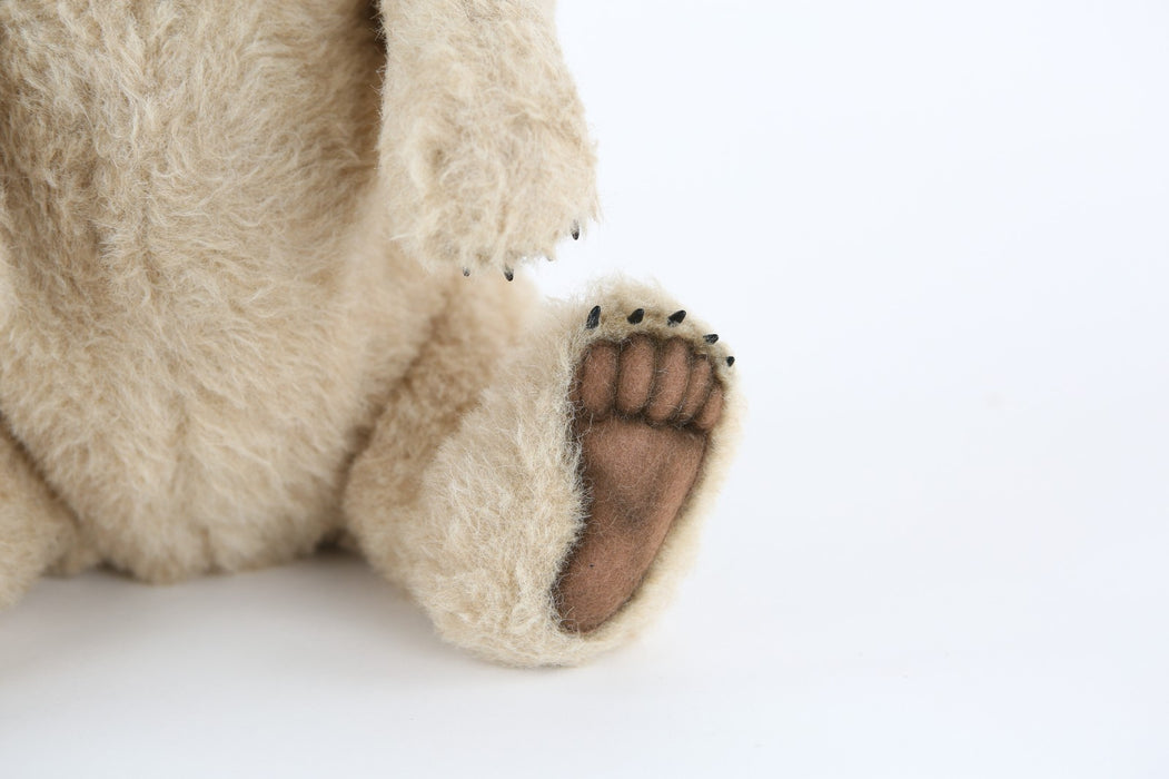 R JOHN WRIGHT - 'FIONA' LARGE LIMITED EDITION ALPACA TEDDY BEAR 41/300 & COA