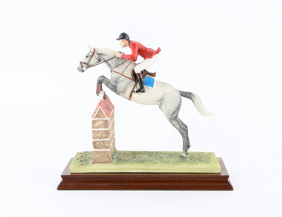 BORDER FINE ARTS 'SHOW JUMPING' LIMITED EDITION FIGURE MODEL B0366 66/850 & COA