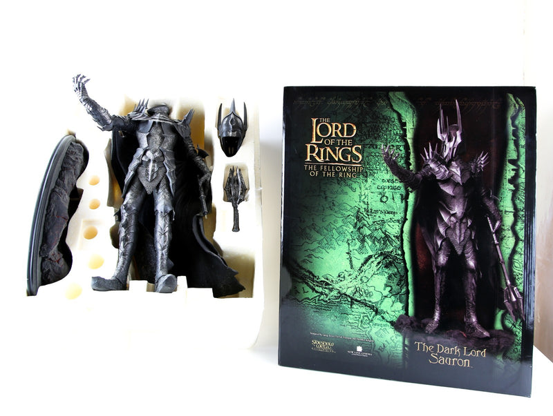 LORD OF THE RINGS - SIDESHOW 'THE DARK LORD SAURON' FIGURE 9341 4490/9500, BOXED