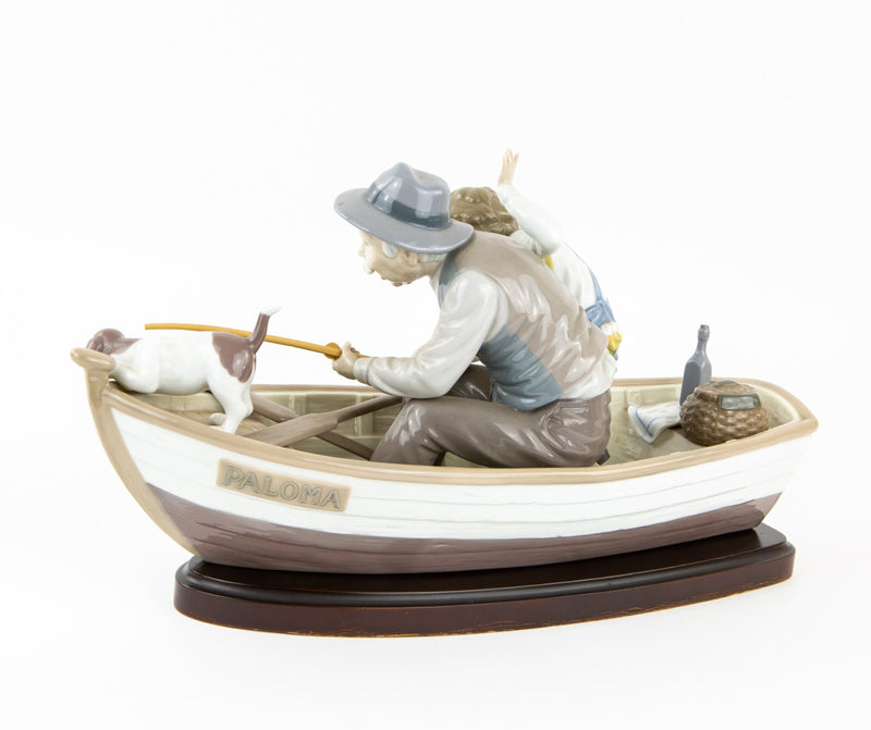 LLADRO 'FISHING WITH GRAMPS' LARGE BOAT BOY DOG FIGURE MODEL 5215