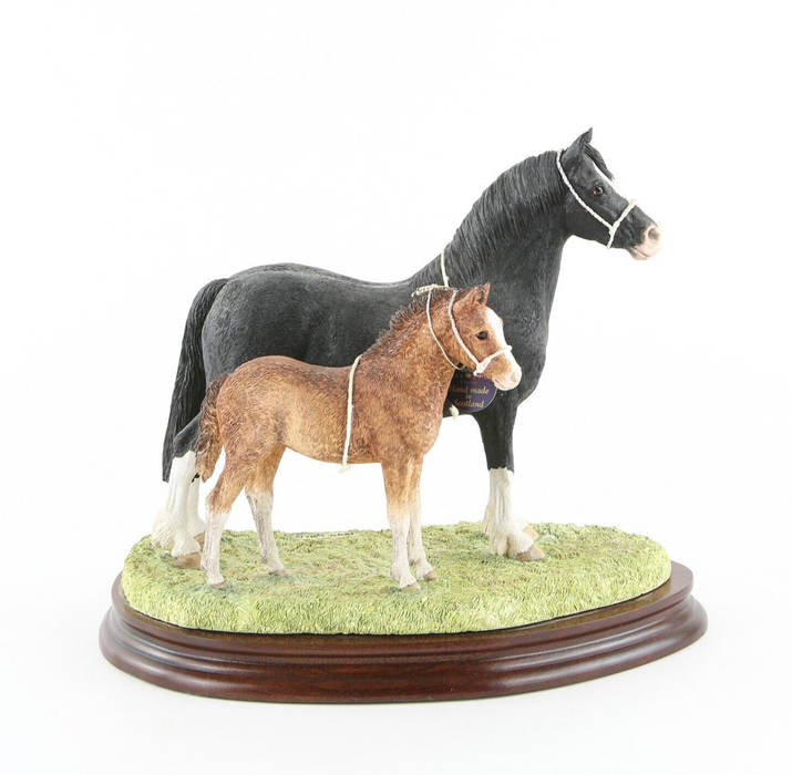 BORDER FINE ARTS 'WELSH COB MARE & FOAL' FIGURE MODEL TABLEAU B0906 304/950 COA