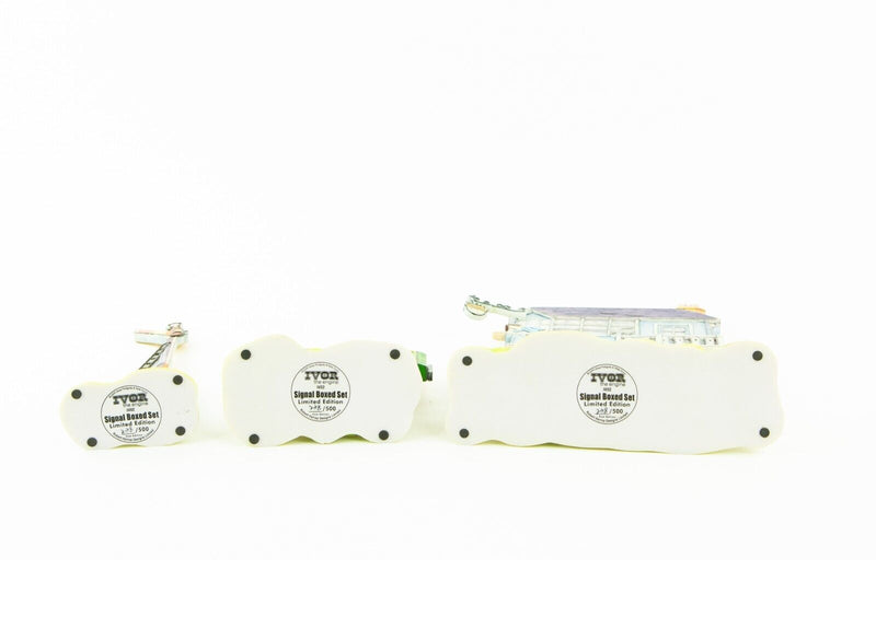 ROBERT HARROP - IVOR THE ENGINE SIGNAL SET FIGURE MODELS IV02