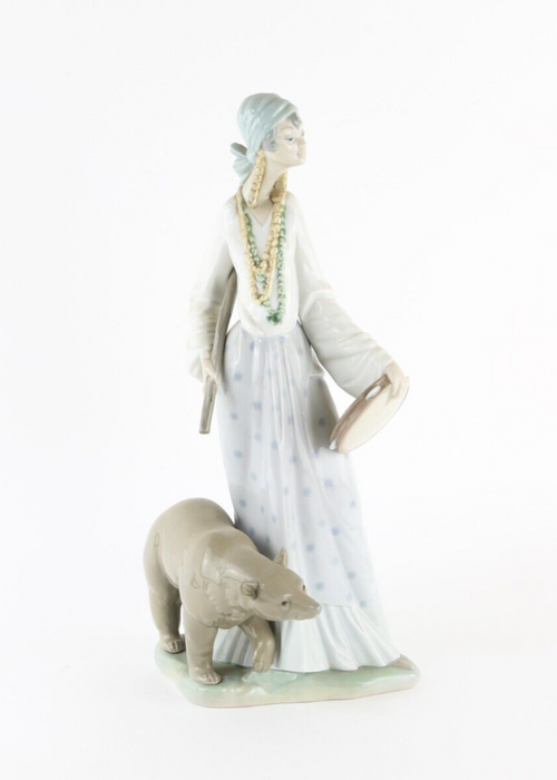 LLADRO 'GYPSY WOMAN WITH BEAR' LARGE LADY DRESS FIGURE MODEL 4919