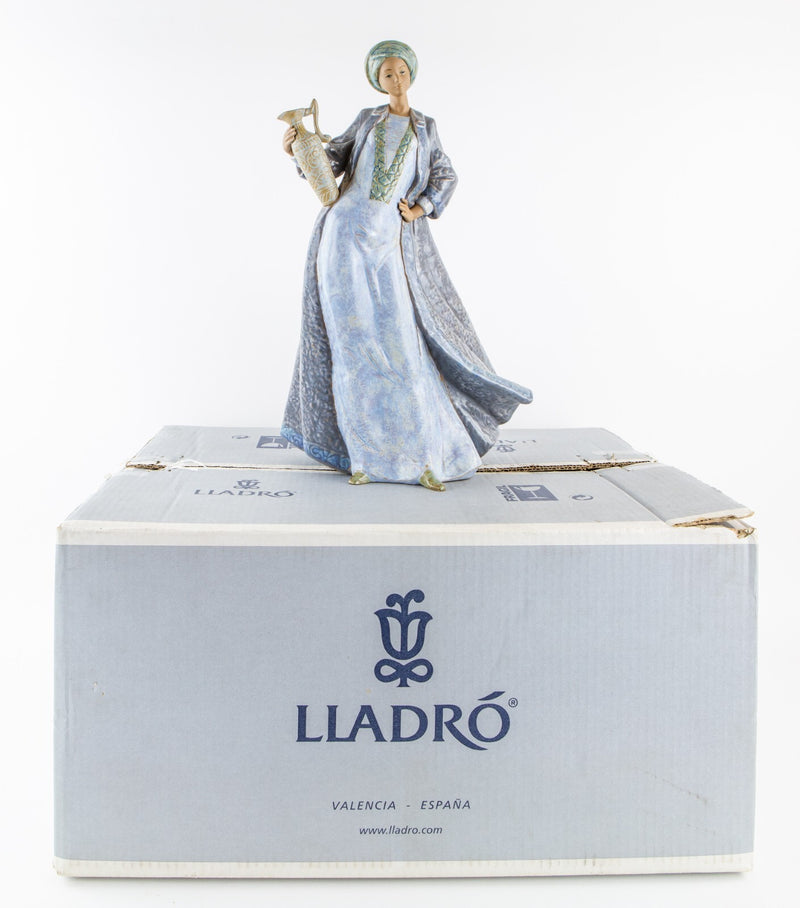LLADRO 'WATERS OF THE OASIS' LARGE BEGONA JAUREGI GRES FIGURE MODEL 2439, BOXED